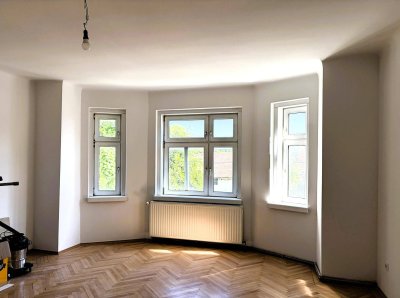 3 helle Zimmer in Jugendstilvilla