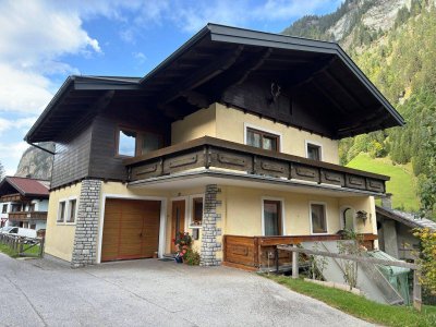Familienglück im Bergsteigerdorf Hüttschlag!