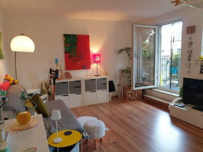 Ossendorf, schöne 2 Zimmer mit offener EBK, Balkon, neueres Duschbad