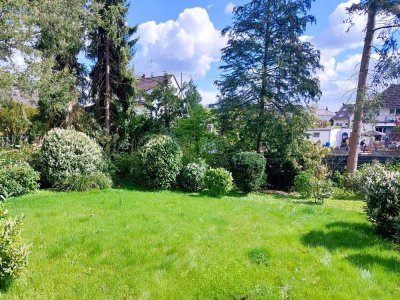 gepflegtes Ein-/Zweifamilienhaus mit großem Garten in Igel