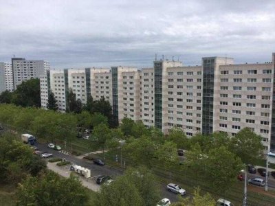 Wir sanieren für Sie! Ihre neue 4-Zimmer-Wohnung wartet.