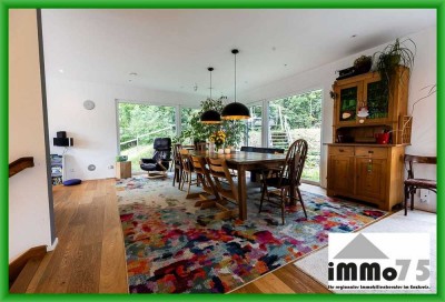 fast wie neu: KfW 40+ Einfamilienhaus mit Luxusausstattung, Smarthome & großem Garten ��