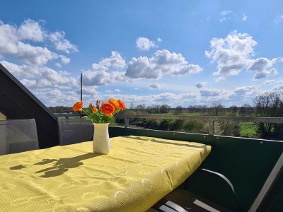 Geschmackvolle, neuwertige 3,5-Zimmer-Maisonette-Wohnung mit geh. Innenausstattung mit Balkon