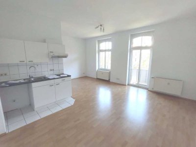 schöne Wohnung mit Balkon hofsetig nahe der UNI