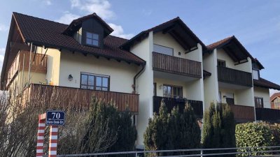 Exklusive, vollständig renovierte 2-Zimmer-Wohnung mit Balkon und EBK in Ingolstadt