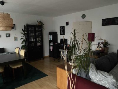 Freundliche 3-Zimmer-Wohnung mit Balkon und Einbauküche in Neu-Ulm