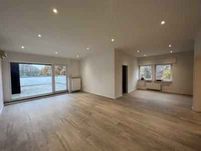 Wohnung mit moderner Ausstattung, großer Terrasse und Garage