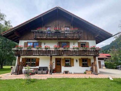 2-Zi.-FeWo mit Balkon, Langzeitfewo für eigenes wohnen, im Hochtal
