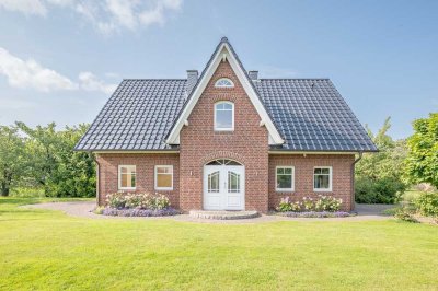 RESERVIERT - Modernes Einfamilienhaus mit hochwertiger Austattung und schönem Garten in Mittelnkirch
