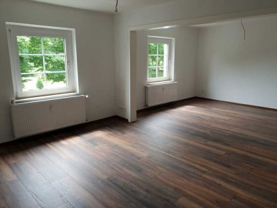 2 Zimmer Erdgeschosswohnung mit Terrasse in Mülheim Dümpten