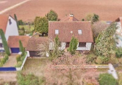 ++ Freistehender Bungalow, Doppelgarage, Terrasse & Garten + Ausbaureserve im DG in Feldrandlage! ++