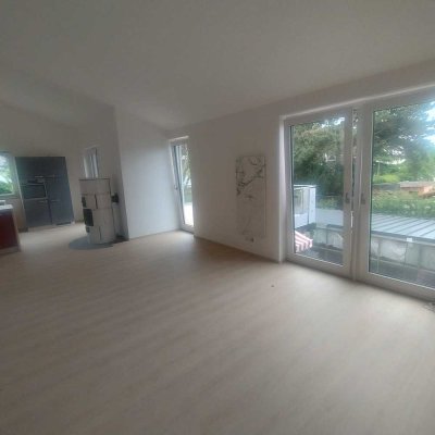 Penthouse  mit 80 qm Terrasse und Pool  in Traumlage