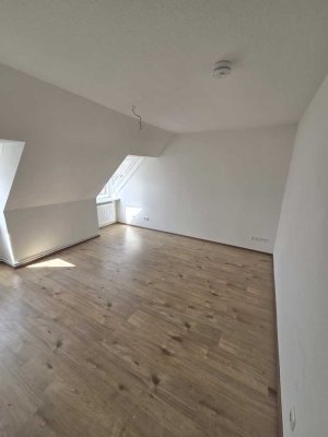 Marli, 1 Zimmer Wohnung DG links