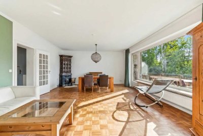 Entfliehen Sie dem Trubel – 130 m², 4 Zimmer & 2 Balkone im grünen Hamburg-Blankenese | inkl. Garage