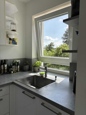 Ruhige 2-Zimmer-Wohnung mit weitem Blick ins Grüne in München, Sendling-Westpark