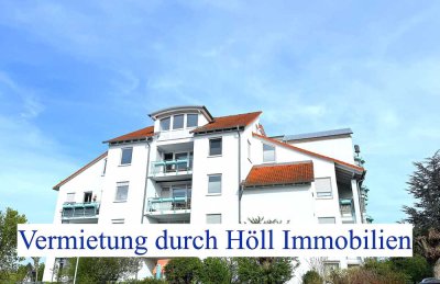 Höll-Immobilien vermietet wunderschöne 3-Zimmermaisonettewohnung mit Balkon in Angersdorf