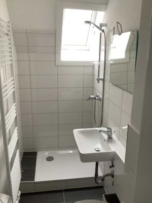 2-Raum Dachgeschosswohnung frei!