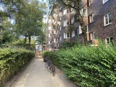 Moderne 2-Zimmer-Altbau-Wohnung mit Stil in Hamburg-Nord