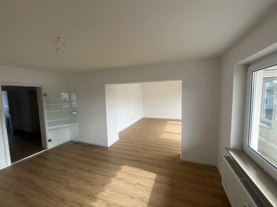 Sanierte 3 Zimmerwohnung mit Balkon im 1.OG in Vöhringen