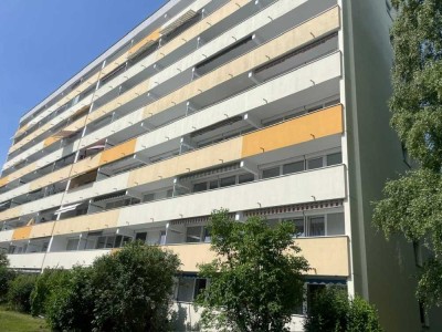 Brück Immobilien - *ERBBAU* Zum Selbstbezug - 3 Zi.-Eigentumswohnung mit Süd-Loggia