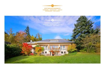 TRAUMHAUS mit Fernblick und parkähnlichem Garten