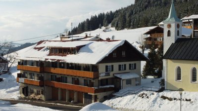 Dein Stück Alpenromantik – Charmante Alpenpension zu kaufen!