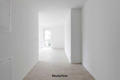 Einfamilien-Reihenendhaus mit Schuppen