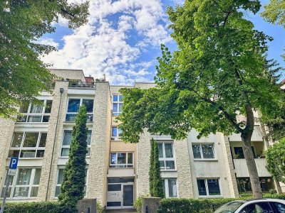 Ansprechende 2-Zimmer-Eigentumswohnung mit 2 Balkonen und Stellplatz in Zehlendorf