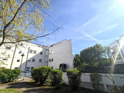 Schicke Penthousewohnung mit Dachterrasse!   Zentrale Lage in Erftstadt-Liblar