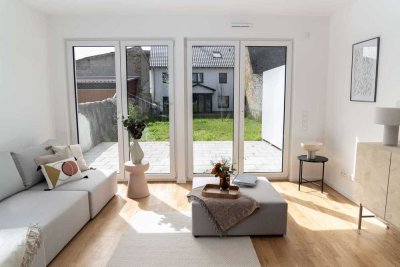 Neuwertiges Doppelhaus mit Garten, Terrasse & Loggia im Herzen von Mainz-Ebersheim