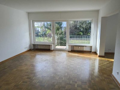 Helle, gepflegte 3,5-Zimmerwohnung mit Einbauküche und Terrasse