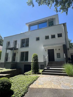 Stilvolle, neuwertige 2-Zimmer-Wohnung mit Balkon und Einbauküche im Melbtal / Poppelsdorf, 1 Person