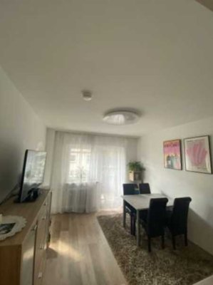 Provisionsfrei! Charmante 1,5 Zimmer-Wohnung mit West-Balkon!