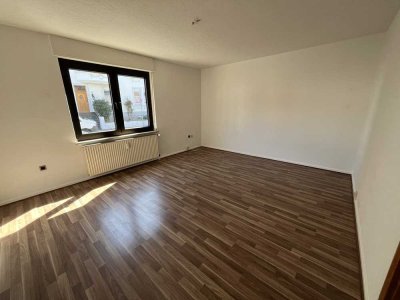 Aachen-Eilendorf, helle 2-Zimmer-Wohnung Hochparterre