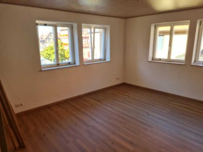 Helle 3-Zimmer Wohnung mit Balkon in Bad Staffelstein