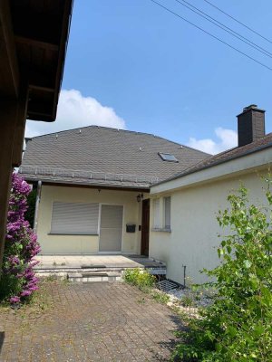 Mehrfamilienhaus in ruhiger Lage mit unverbautem Blick ins Grüne