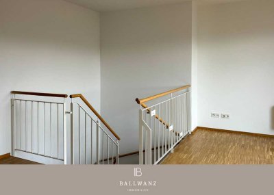 Stylische Maisonette-Wohnung mit sonnigem Balkon und geräumiger Terrasse