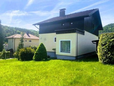 Gepflegtes Wohnjuwel mit Weitblick! Platz für Generationen!