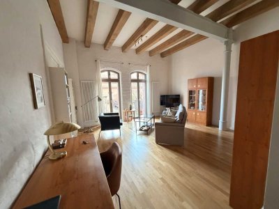 Lichtdurchflutete  modernisierte 2-Zimmer-Wohnung in  Potsdam - Top Lage