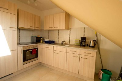 Helle 5-Zimmer Dachgeschosswohnung mit Terasse in Ichenhausen