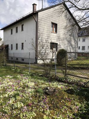 Schöne, freundliche 3-Zimmer-Wohnung mit Balkon und Einbauküche in Vierkirchen
