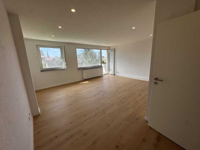 Charmante 3-Zimmer-Wohnung mit offener Wohnküche und Balkon mit Blick ins Grüne –Braunschweig-Waggum
