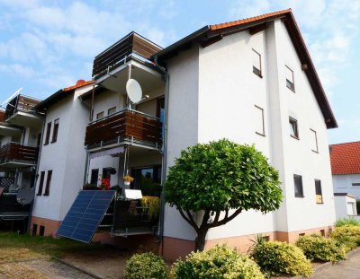 Gemütliche 2-Zimmer-Dachgeschosswohnung mit großer Loggia!