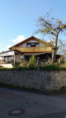 Preiswertes, modernisiertes 7-Raum-Einfamilienhaus in Runkel-Eschenau Runkel