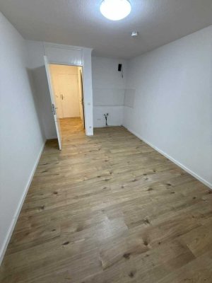 Moderne 1-Zimmer Wohnung mit Balkon in Edingen-Neckarhausen