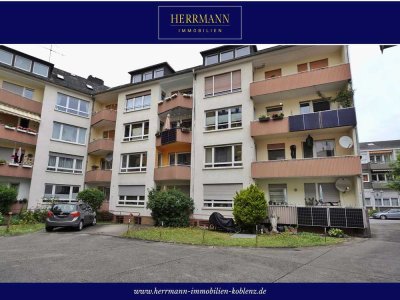 Komfortable Altstadtwohnung mit 3 Zimmern, Südbalkon und Garage in zentraler Lage