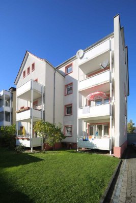 Großzügige 4-Zi. DG-Wohnung in Eckesey