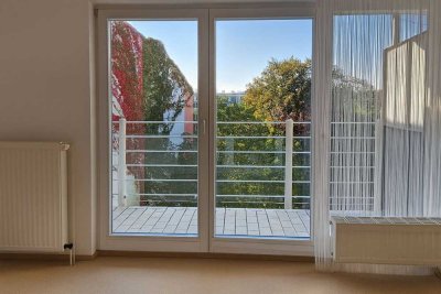 Lichtdurchfluttete 3-Zimmer-Wohnung im Florakiez (B-Pankow) – befristet auf zwei Jahre zu vermieten!