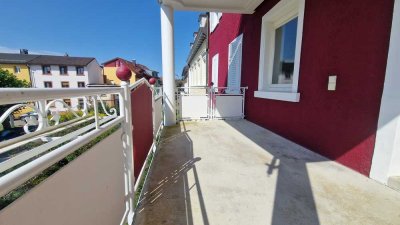 Geräumige helle Wohnung in der Altstadt mit großem Balkon