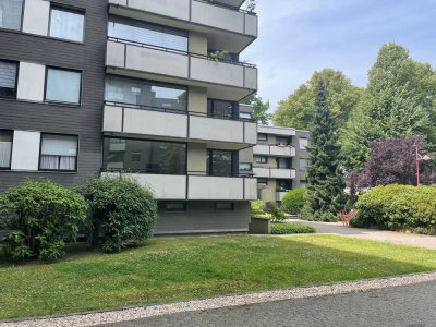 Vollrenoviertes Singleappartement direkt am Schmölderpark in sehr gepflegter Wohnanlage mit Loggia